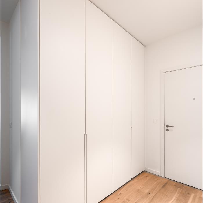 Witte vestiairekast met hoekprofiel in Antwerpen